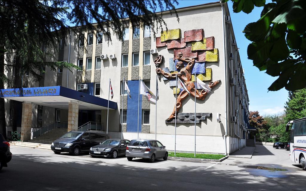 แอทเลติกส์ Hotel Tbilisi ภายนอก รูปภาพ