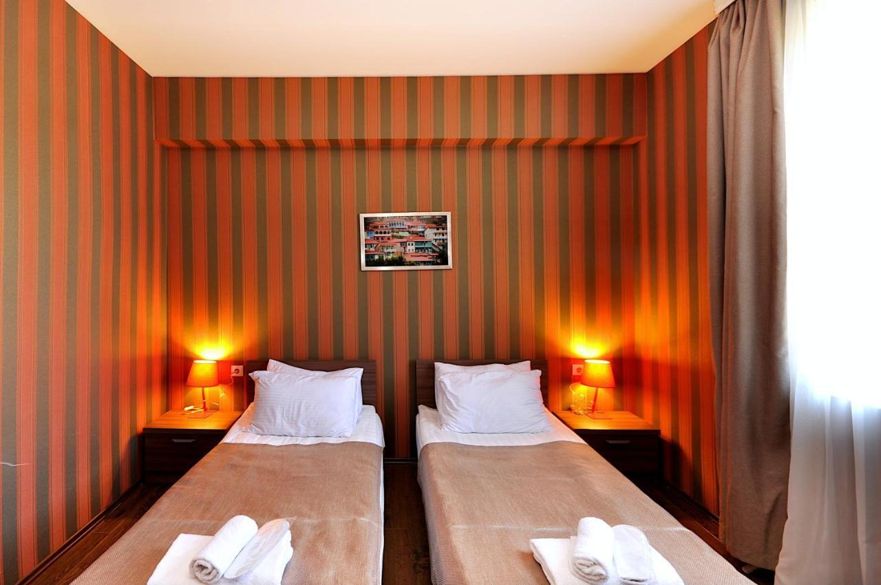 แอทเลติกส์ Hotel Tbilisi ภายนอก รูปภาพ