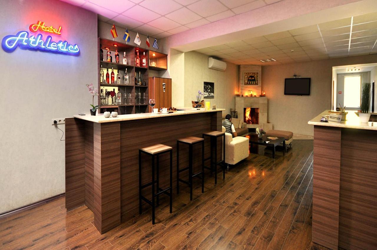 แอทเลติกส์ Hotel Tbilisi ภายนอก รูปภาพ
